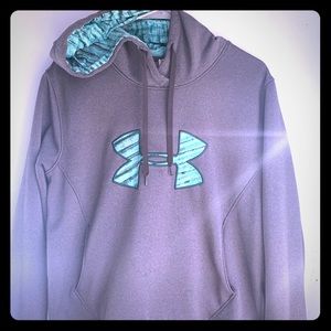 Under Armour Sweatshirt
